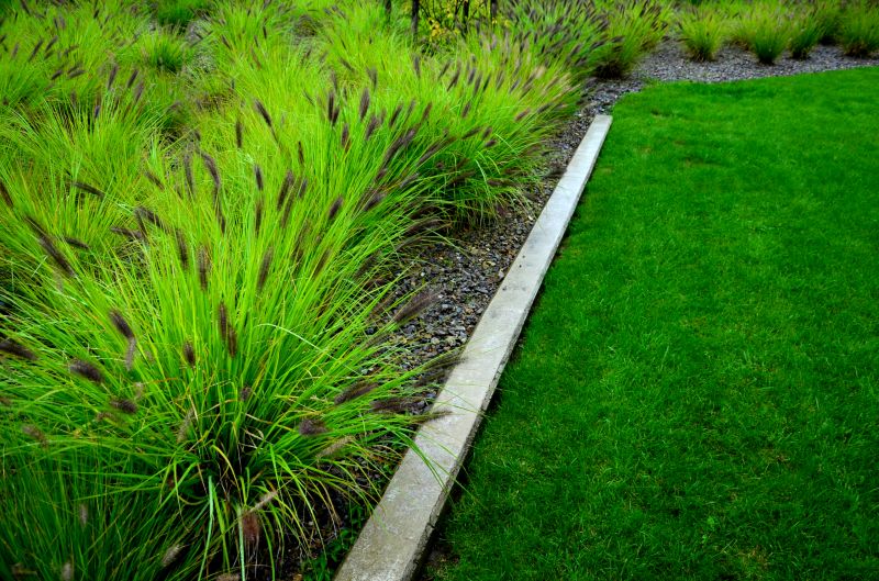 Concrete Edging Cost — Cost of Concrete Edging Service